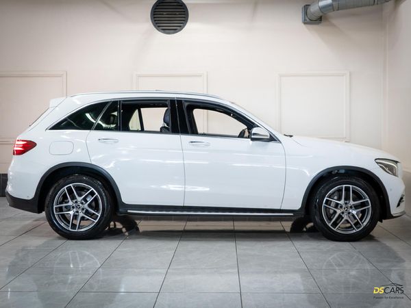 2018-Mercedes-Benz-GLC-350d image:7