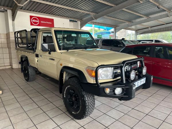 Used Toyota Land Cruiser 79 4.0 Single-Cab for sale in Gauteng - Cars ...