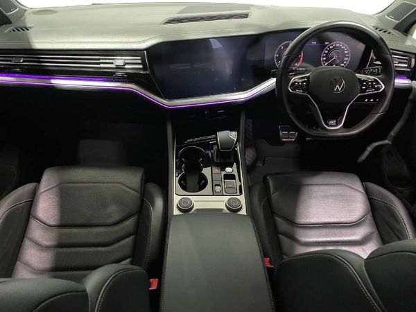 2021-Volkswagen-Touareg-30-TDI-V6-Executive image:13