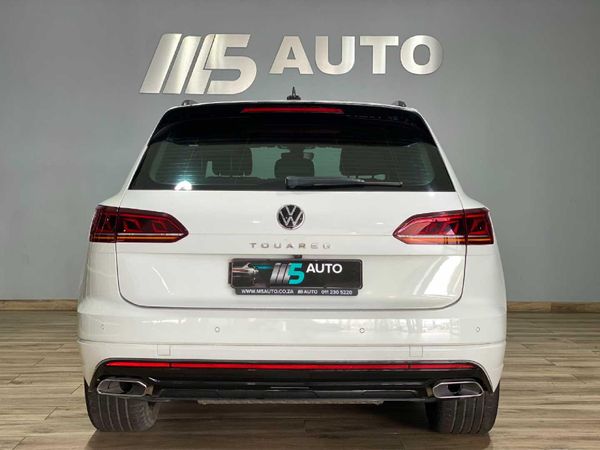 2021-Volkswagen-Touareg-30-TDI-V6-Executive image:24