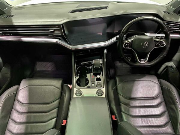 2021-Volkswagen-Touareg-30-TDI-V6-Executive image:27
