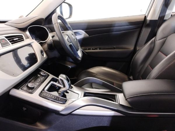 2022-Proton-X70-15T-Executive-AWD image:8