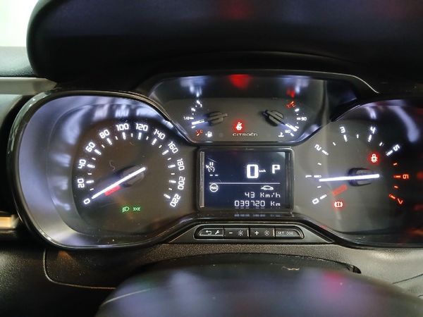 2022-Citroen-C3-12-PureTech-Shine-81kW image:12