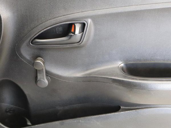 2013-Kia-Picanto-12-EX image:16