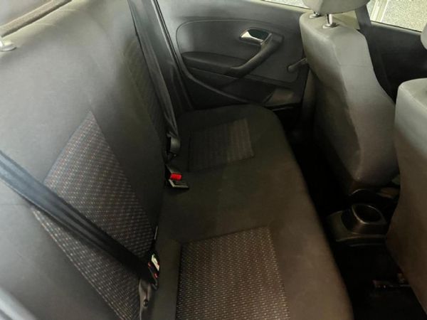 2021-Volkswagen-Polo-Vivo-14-Trendline-5-dr image:6