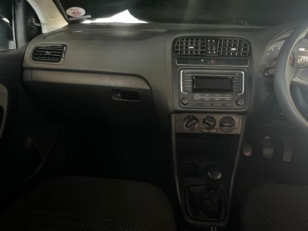2021-Volkswagen-Polo-Vivo-14-Trendline-5-dr image:7