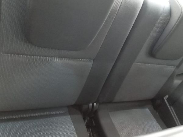2009-Toyota-Corolla-Verso-1800 image:14