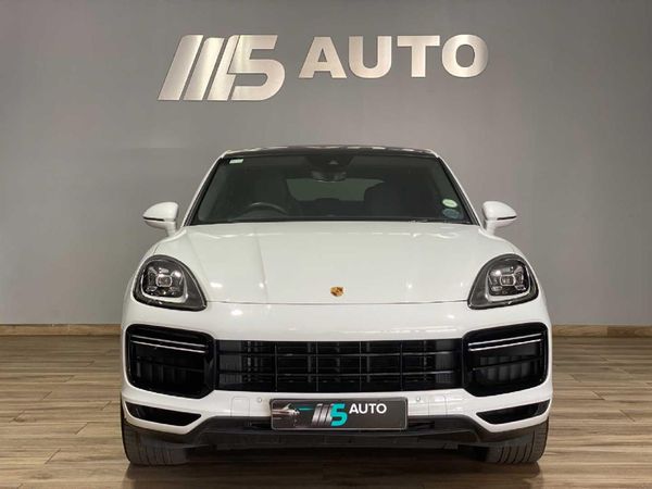 2020-Porsche-Cayenne-Coupe-Turbo image:1
