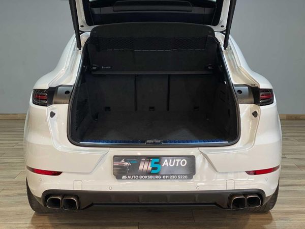 2020-Porsche-Cayenne-Coupe-Turbo image:26