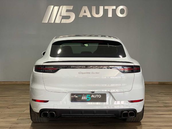 2020-Porsche-Cayenne-Coupe-Turbo image:4
