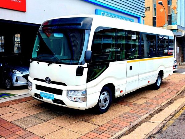 Used Toyota Coaster 2.8D GL Auto 23 Seater for sale in Kwazulu Natal ...