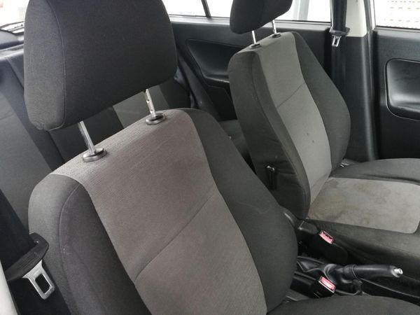 2016-TATA-Indica-2016-Tata-Indica-14-vista-safire image:12