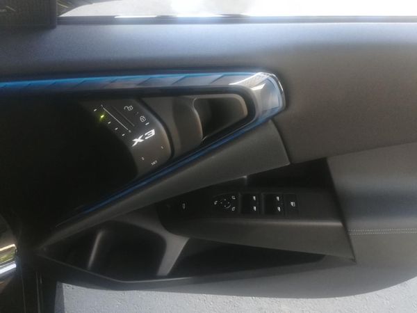 2025-BMW-X3-20D-XDRIVE-M-SPORT image:19