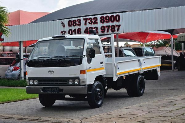 Toyota Dyna Ton Truck For Sale TOYOTA DYNA TRUCK Other 2018 NAVY