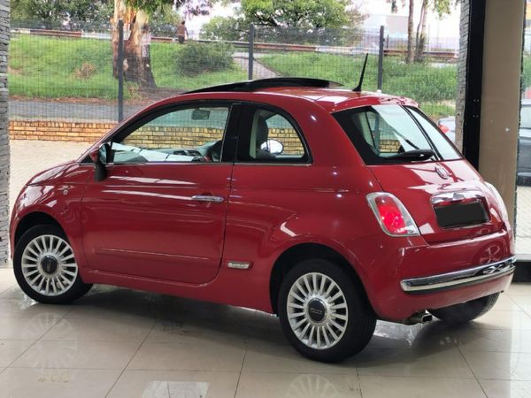 2016-Fiat-500-14-Lounge image:5