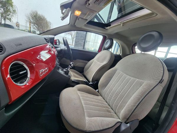 2016-Fiat-500-14-Lounge image:8