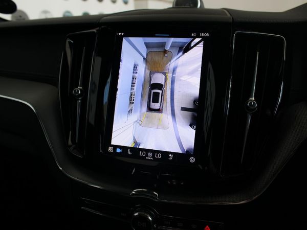 2025-Volvo-XC60-T8-Twin-Engine-Ultimate-Dark-AWD image:20