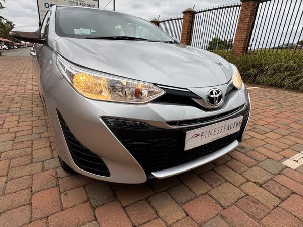 Used Toyota Yaris 1.5 XS Auto 5-dr for sale in Gauteng - Cars.co.za (ID ...