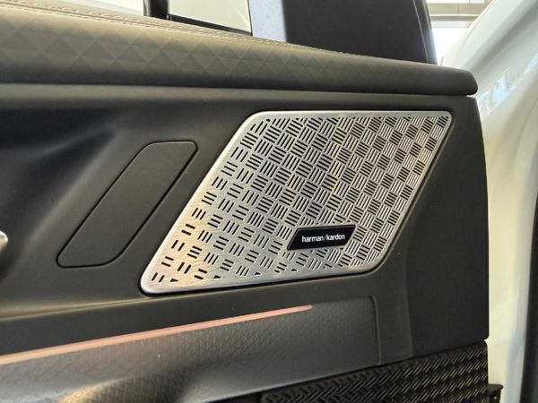 2026-BMW-X2-sDrive-18i-M-Sport image:16