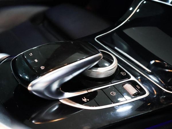 2020-Mercedes-Benz-C-Class-C-200-Coupe-Auto image:9