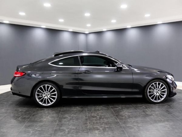 2020-Mercedes-Benz-C-Class-C-200-Coupe-Auto image:1