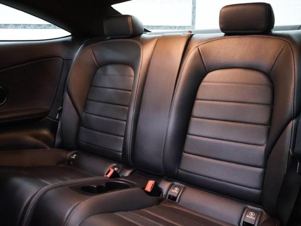 2020-Mercedes-Benz-C-Class-C-200-Coupe-Auto image:7