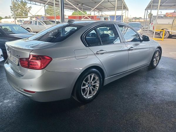 2013-BMW-3-Series-316i-Auto image:2