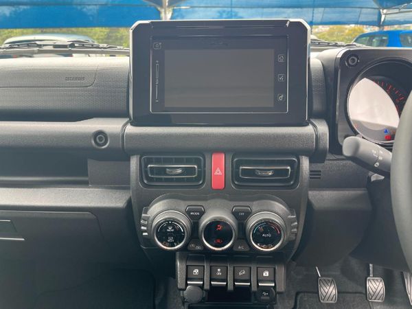 2026-Suzuki-Jimny-15-GLX image:14