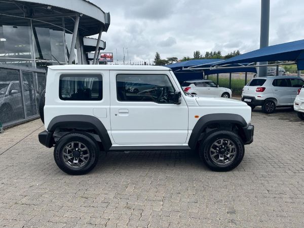 2026-Suzuki-Jimny-15-GLX image:6
