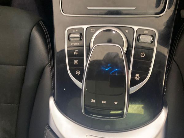 2019-Mercedes-Benz-GLC-250d image:14