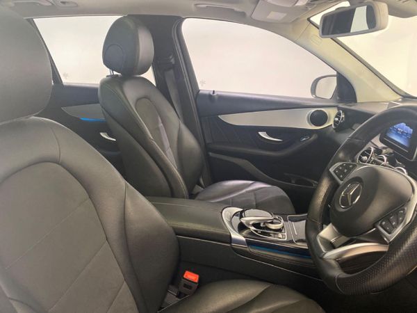 2019-Mercedes-Benz-GLC-250d image:7