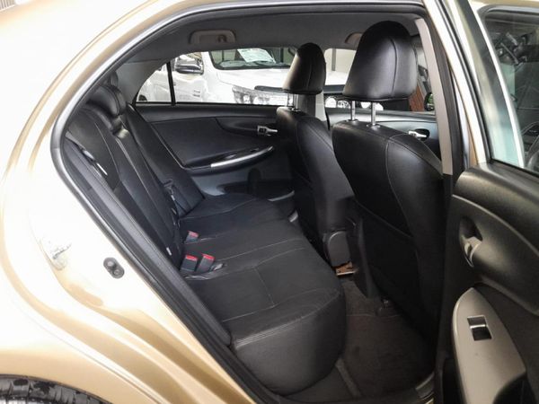 2013-Toyota-Corolla-16-Advanced-Auto image:11