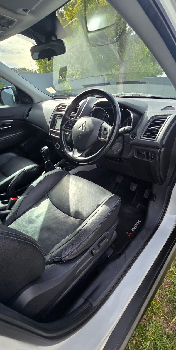 2014-Mitsubishi-ASX-20-GLX-Sport image:9