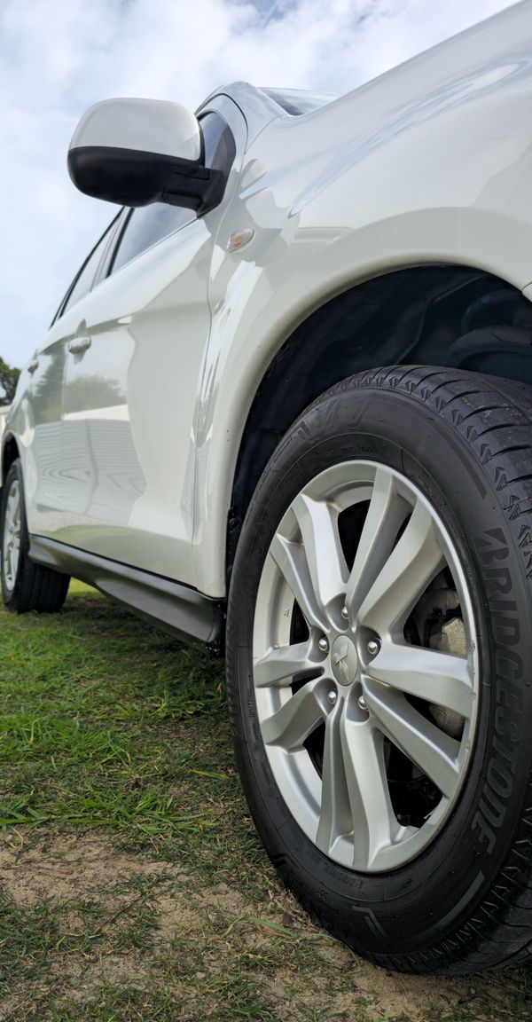 2014-Mitsubishi-ASX-20-GLX-Sport image:13