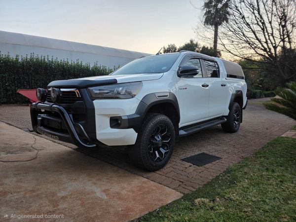 2021-Toyota-Hilux-28-GD-6-Raised-Body-Legend-Auto-Double-Cab image:2