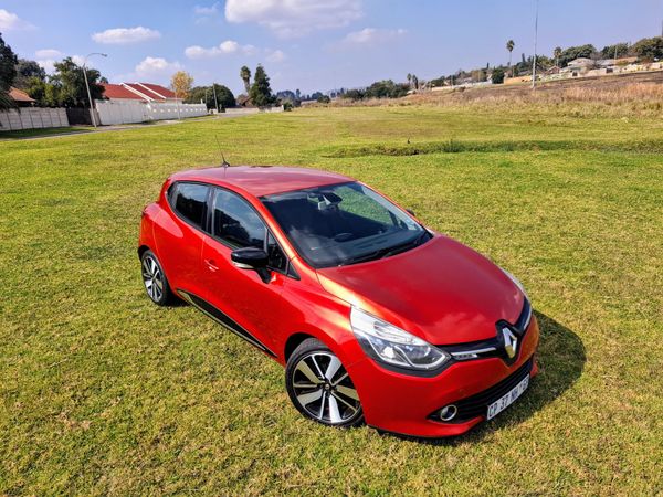 2013-Renault-Clio-IV-900T-Dynamique-5-dr-66kW image:2