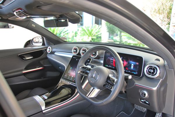2023-Mercedes-Benz-C-Class-C-200-Auto image:3