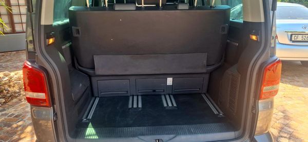 2013-Volkswagen-Caravelle-T5-20-BiTDI-Auto image:9
