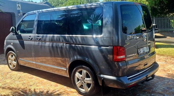 2013-Volkswagen-Caravelle-T5-20-BiTDI-Auto image:6