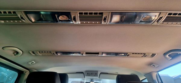 2013-Volkswagen-Caravelle-T5-20-BiTDI-Auto image:7