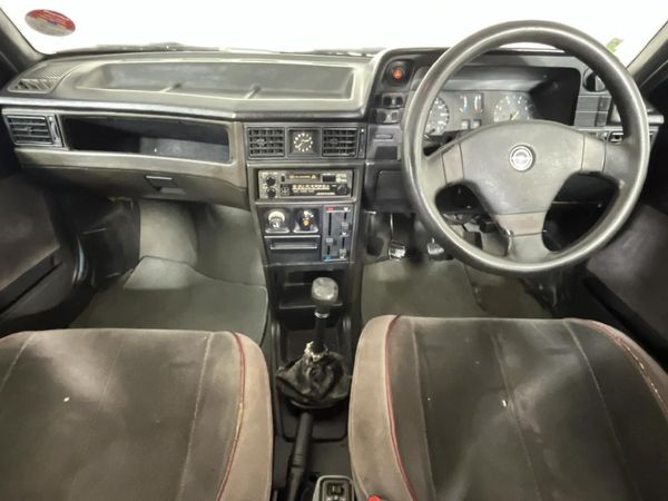 Used Opel Monza 200 CLE for sale in Gauteng - Cars.co.za (ID