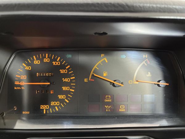 Used Mazda 323 130 Hatch for sale in Gauteng - Cars.co.za (ID