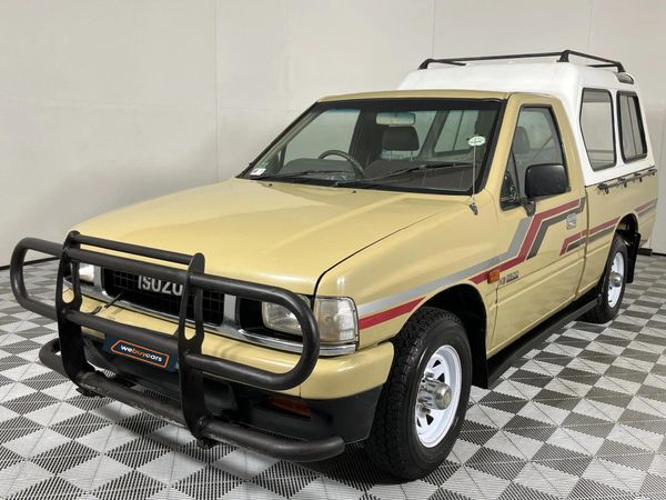 Used Isuzu KB 250D LE SWB Single-Cab for sale in Gauteng - Cars.co