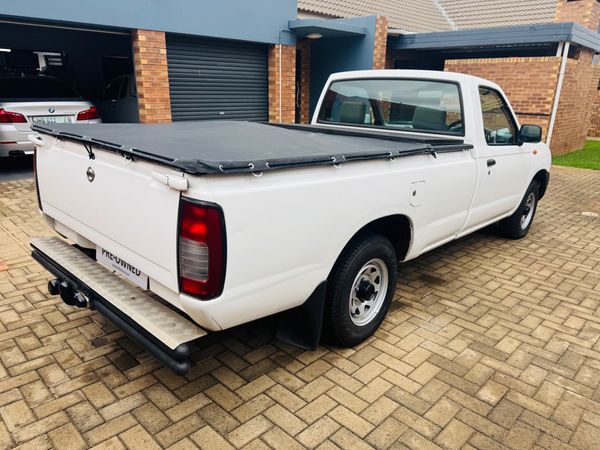 Used Nissan NP300 2.5 TDi LWB Single-Cab for sale in Free State