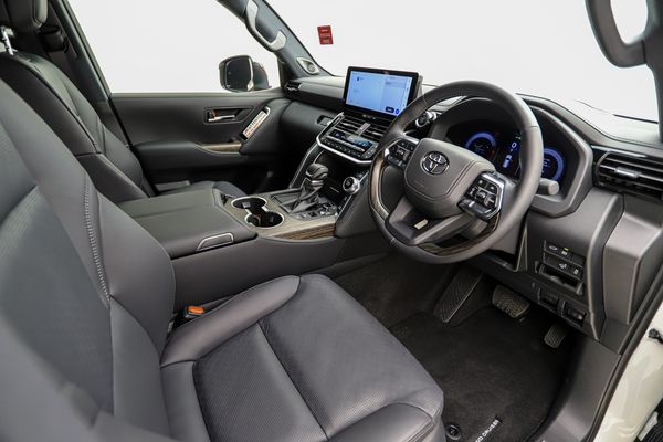 New Toyota Land Cruiser 300 V6 3.3D ZX for sale in Gauteng - Cars