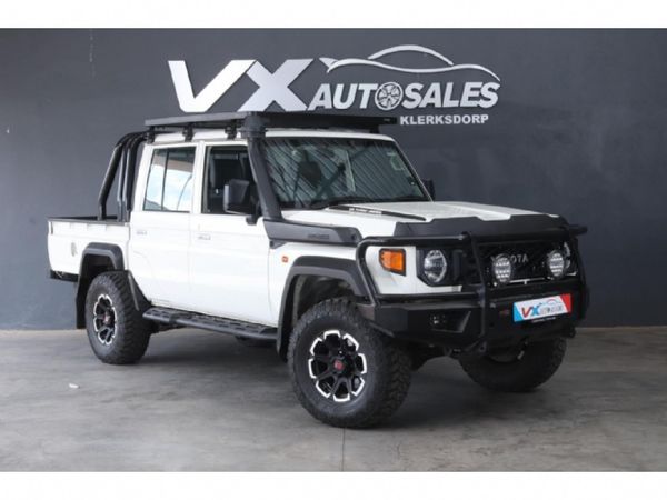 Used Toyota Land Cruiser 79 4.5 D Double-Cab for sale in North