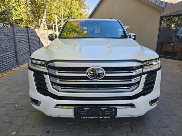 Used Toyota Land Cruiser 300 300 V6 3.3D ZX SE for sale in North