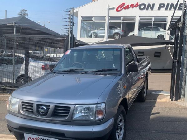 Used Nissan Hardbody 2000i SWB SL Single-Cab for sale in Kwazulu