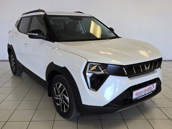New Mahindra XUV 3XO 1.2T AX5 Auto for sale in North West Province