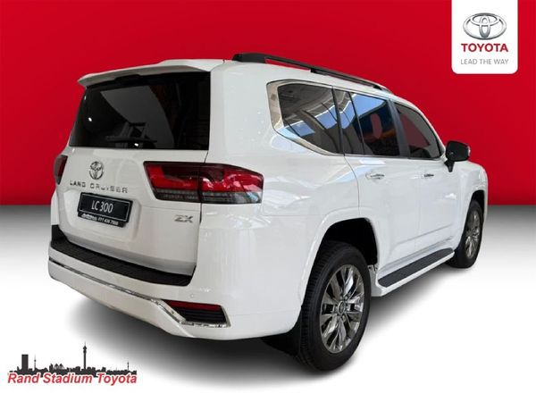 New Toyota Land Cruiser 300 V6 3.5 T ZX for sale in Gauteng - Cars